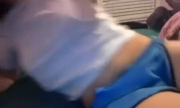 بنات ينتاكين من حوانات سكس.com