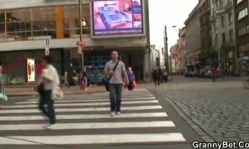 عجل مع جاموس جنس