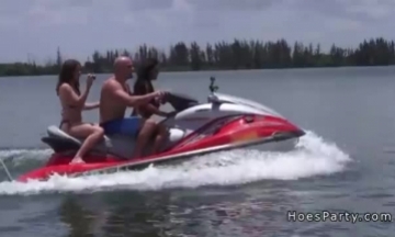 نسوان مصرية نايمه ملط