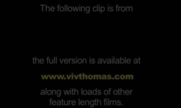 جوردي يتجسس علي مرات ابوه