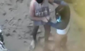 المني يخرج من الزب وXnxx