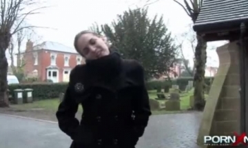 مصريه تفح من خرم طيزها اول مرا وتصرخ