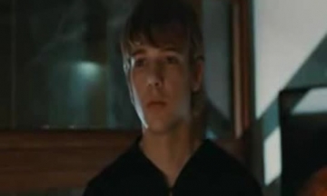 شاب يقنع اختة تمص زبة